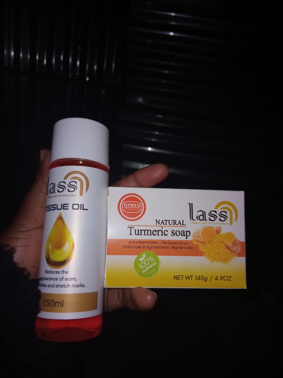 Turmeric soap R115, tissue oil R127, anti-blemish R104 it works as a sunscreen.. 67946597