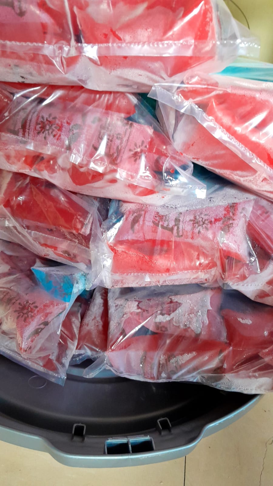 Available in 3 flavours cream soda, bubblegum and Guava W/C 57512602 /62441315